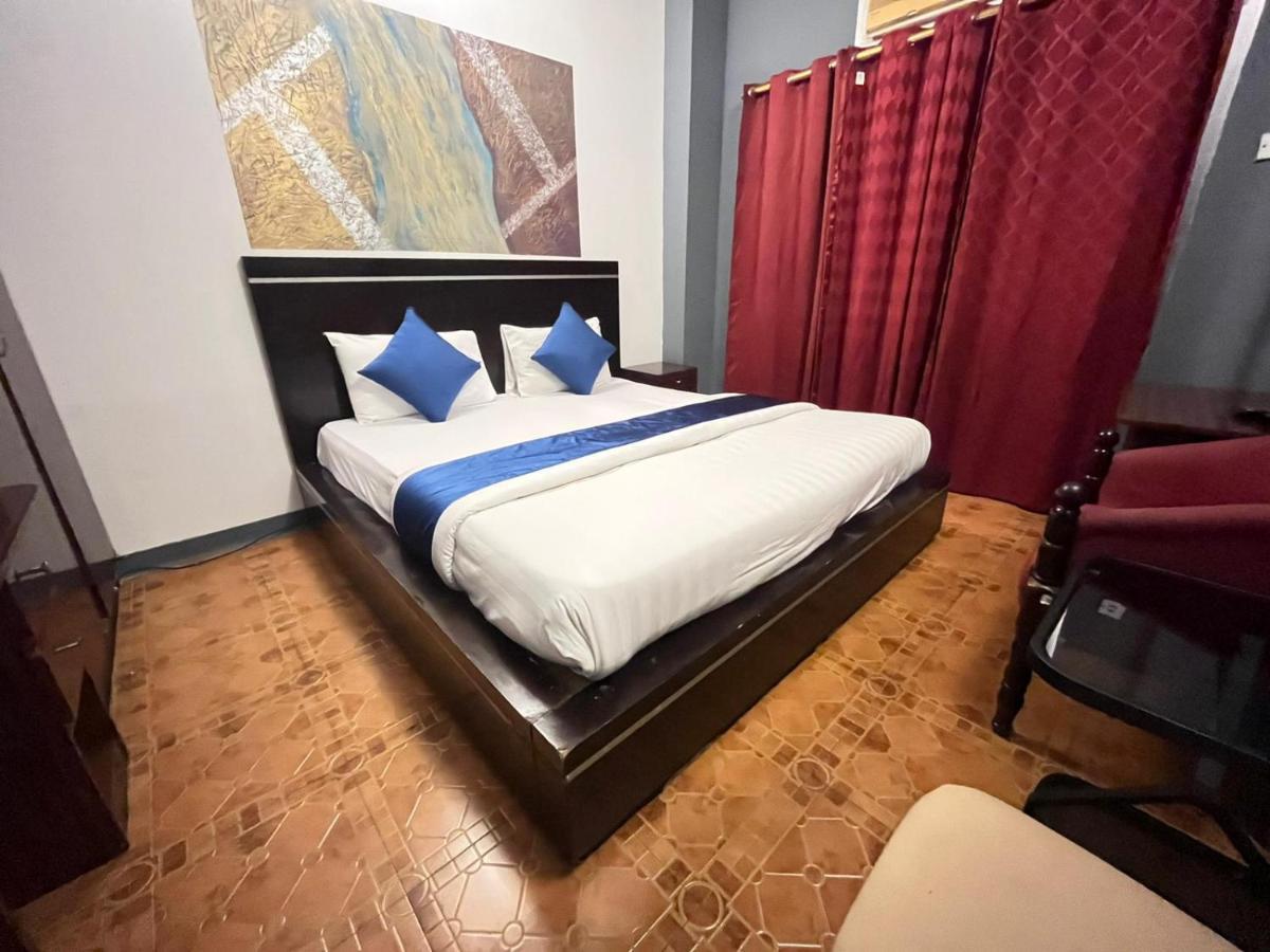 Bab Al Bahrain Hotel Манама Экстерьер фото